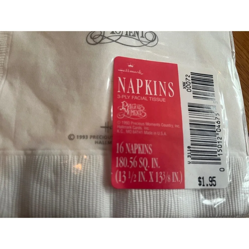 Precious Moments Christmas Napkins 1993 Hallmark 3 Ply Facial Tissues 32